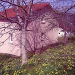 Maison Spacieuse Pres De Avec Vue Sur Le * Жерарме