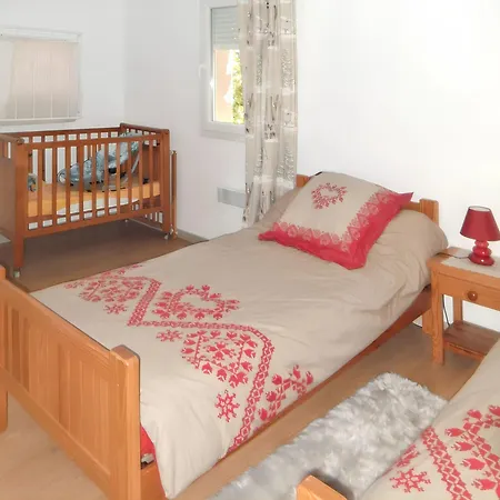 Maison Spacieuse Pres De Avec Vue Sur Le
