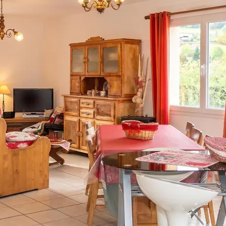 Vakantiehuis Maison Spacieuse Pres De Avec Vue Sur Le