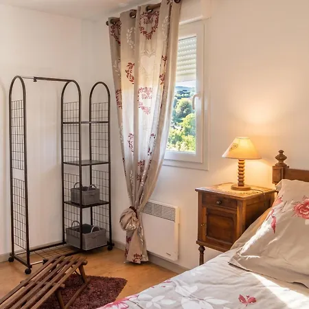 Maison Spacieuse Pres De Avec Vue Sur Le Holiday home